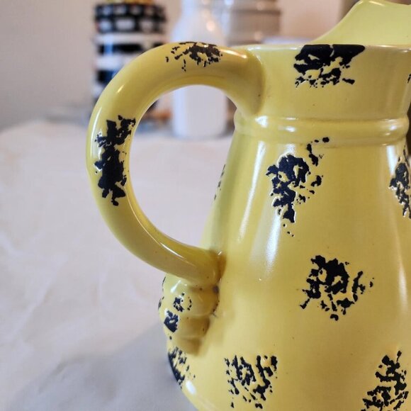 HOME ESSENTIALS PITCHER VASE - Picture 3 of 9